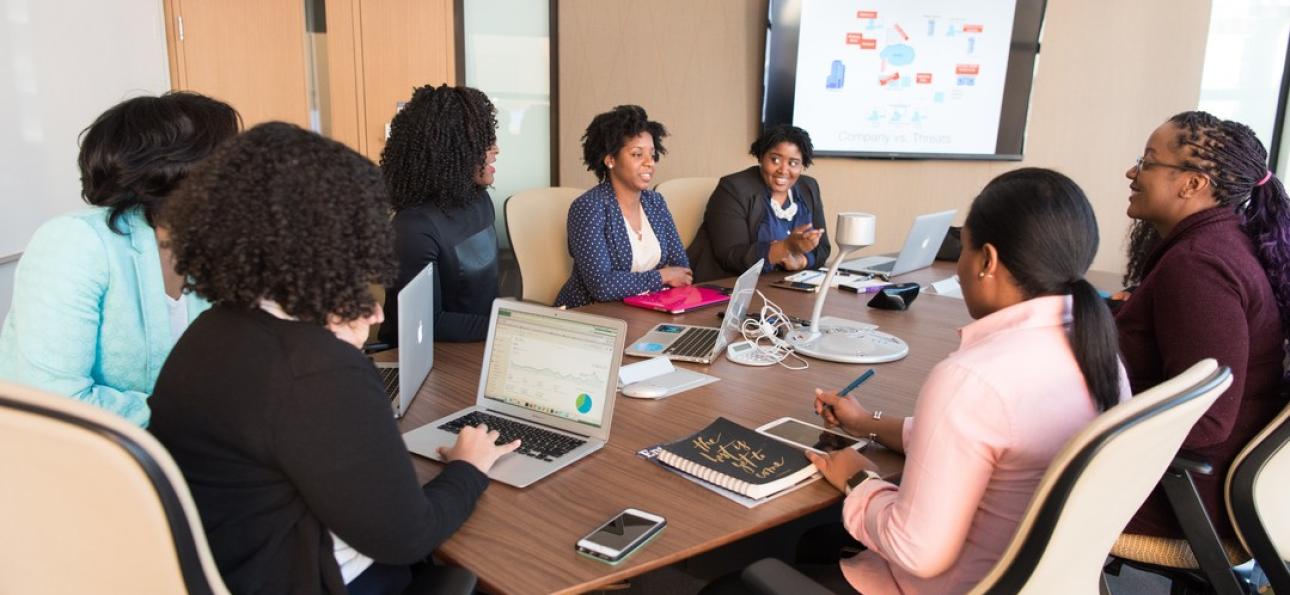 5 Smart Ways to Handle Language Barriers at Money Exchange