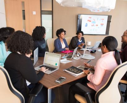 5 Smart Ways to Handle Language Barriers at Money Exchange